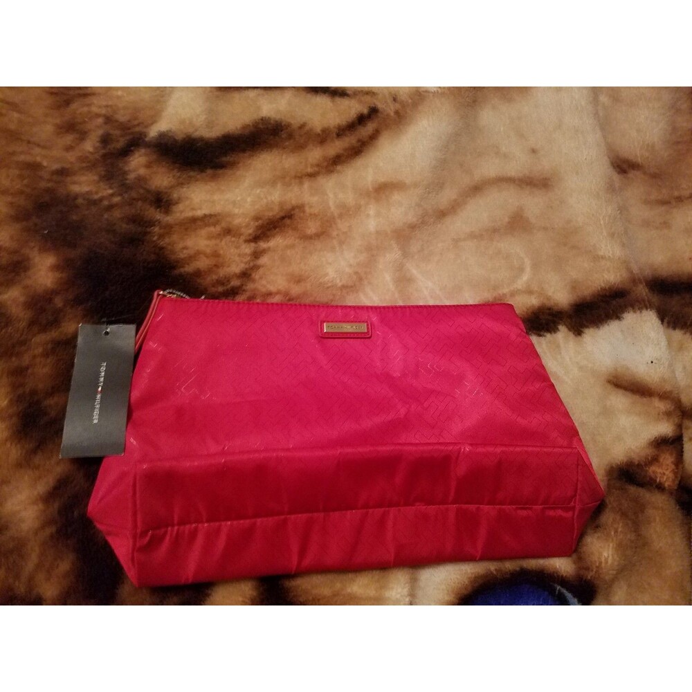 Tommy Hilfiger 69J6310 600 Red Logo Cosmetic Makeup Bag